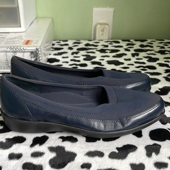 Easy Spirit Women's Mules Women's Shoes Size 8 BRAND NEW - Picture 3 of 7